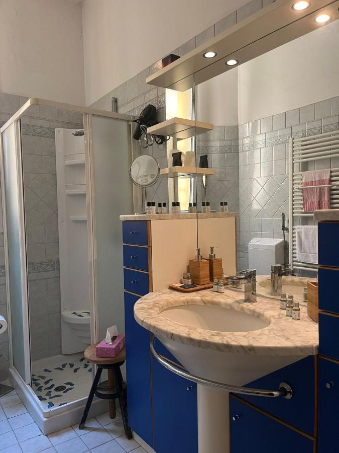 Red Sun Acquarium Apartment Bologna Ngoại thất bức ảnh
